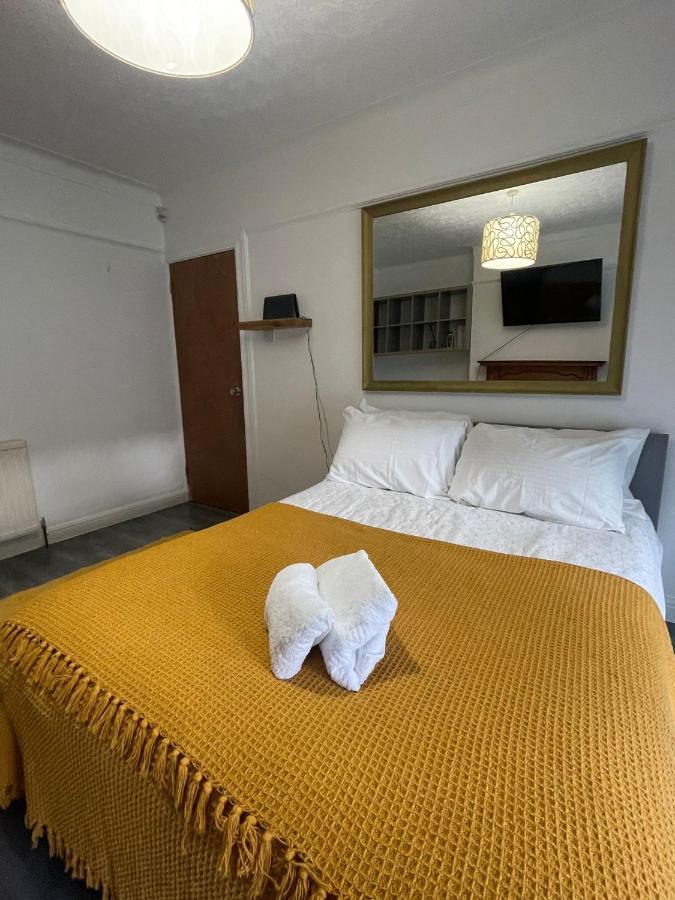 Beautiful Private Rooms In London Central Willesden Green Exterior foto
